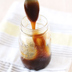 Sweet and Salty Vegan Caramel Sauce ~ perfect drizzle for your next dessert | www.savoringspoon.com